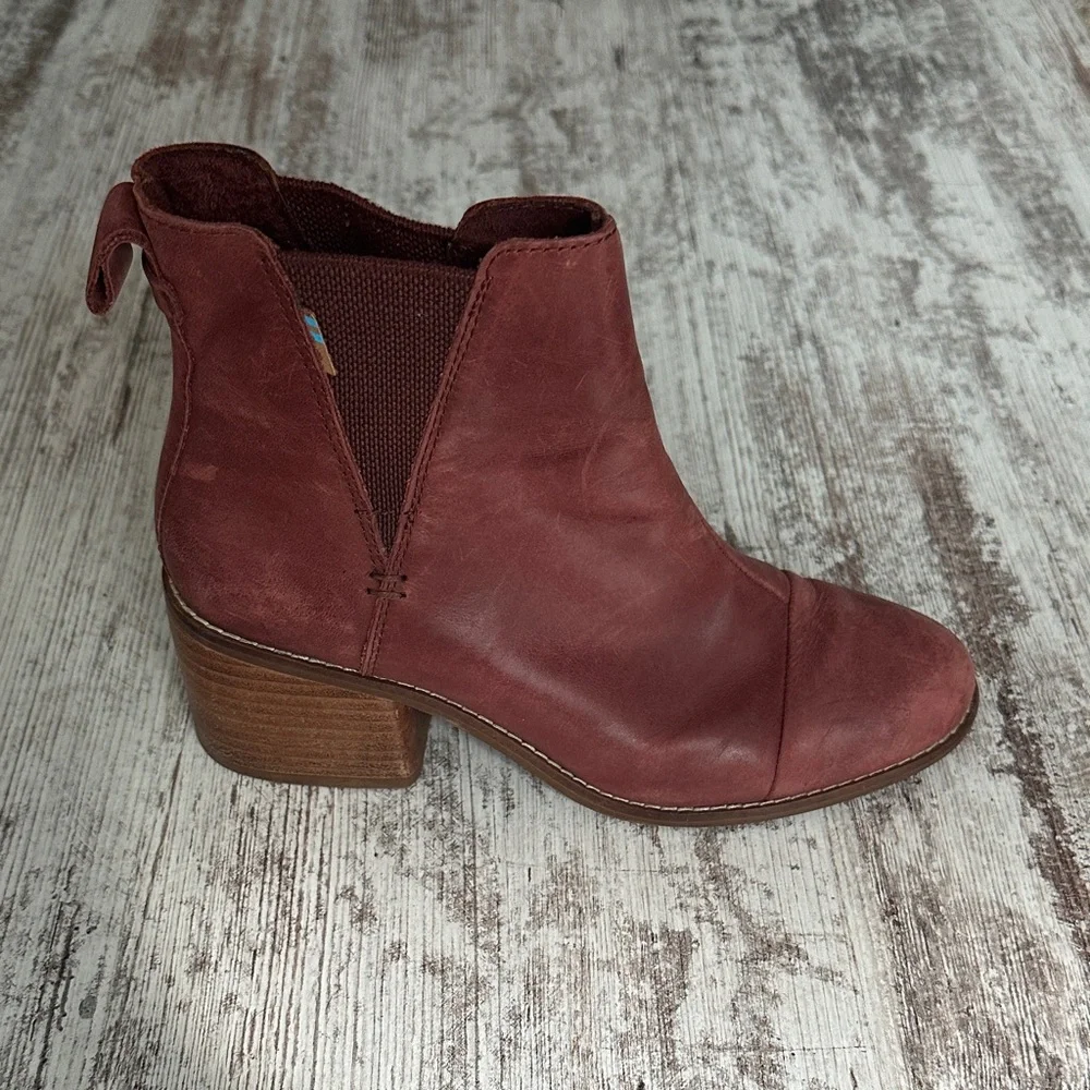 TOMS Esme Burnt Henna Leather Ankle Boots - Picture 7 of 12